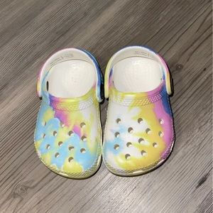 Toddler tie dye crocs